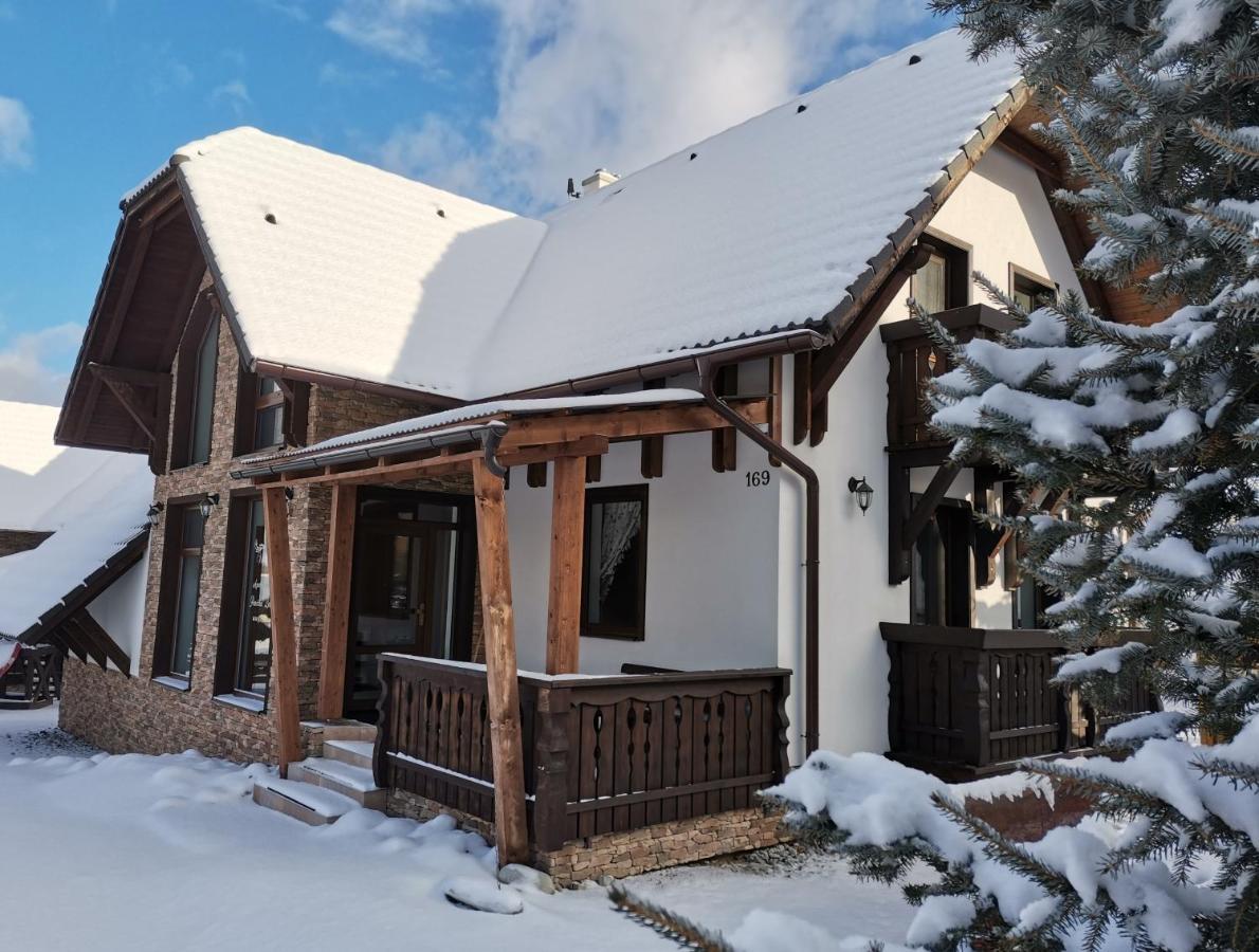 Apartmanovy Dom Vila Maros Pavčina Lehota Exterior foto